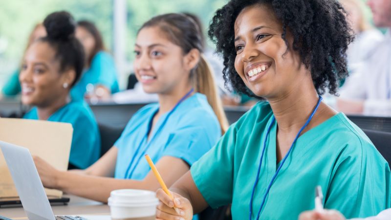 9 Advantages of continuing education for nurses